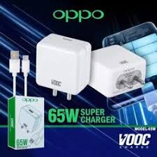 OPO TRAVEL ADAPTER 3.5 AmP WITH TYPE C CABLE